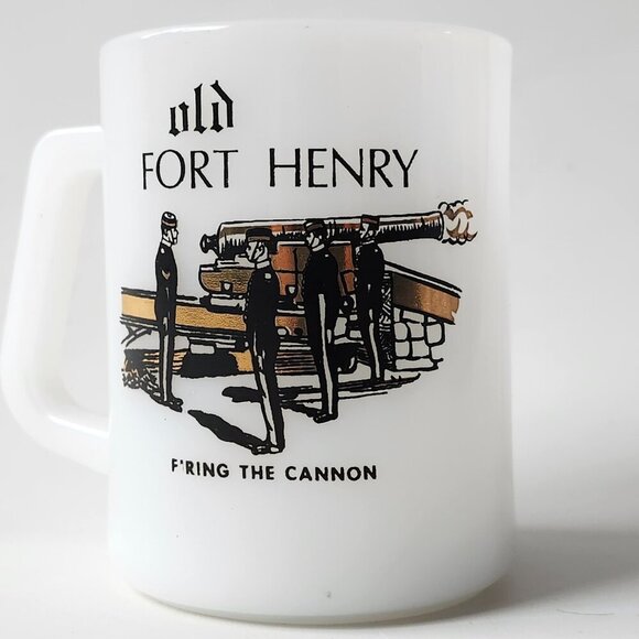 Fort Henry Federal Milk Glass Mug Canadian Souvenir Coffee Cup Vintage Military - Picture 1 of 6
